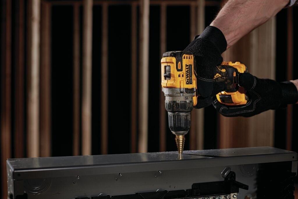 DeWalt DCD701D2 Drill-driver (2x Battery 2.0 Ah In T-STAK Box)