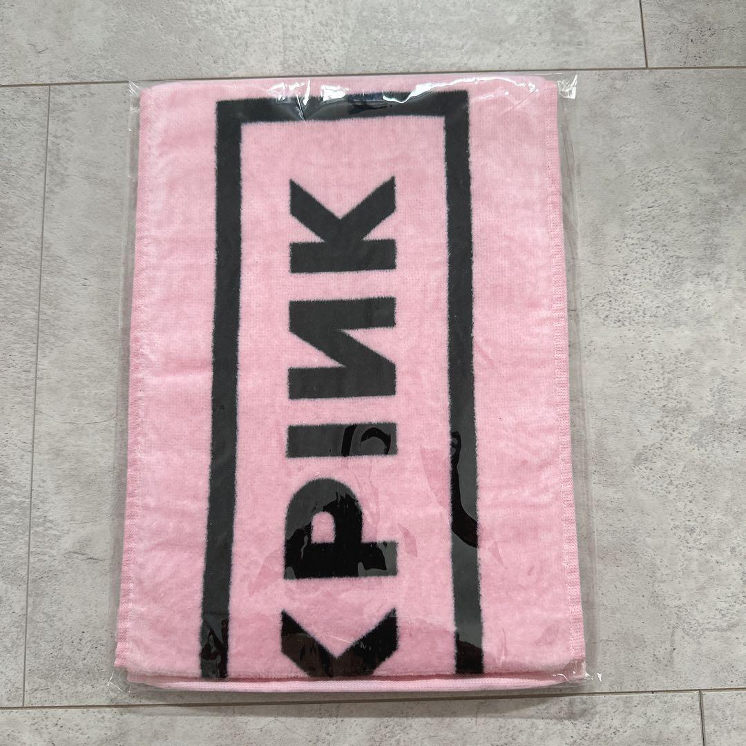 

[USED] BLACKPINK 2019-2020 WORLD TOUR Towel