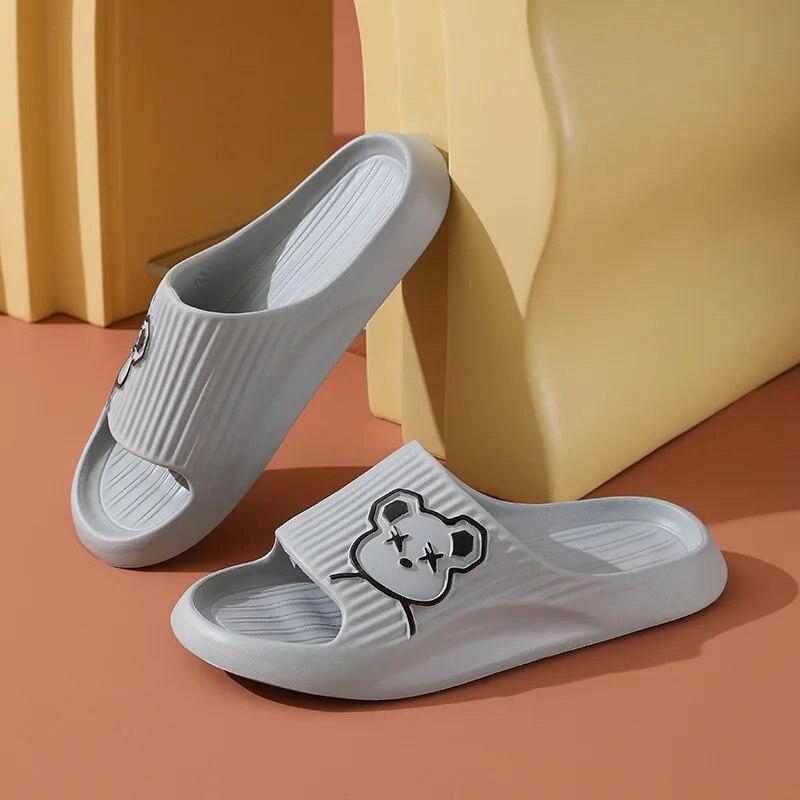 Women's and Men's Fashionable Cartoon Flip Flops, Soft and Thick Soled Non Slip Sandals for Indoor and Outdoor Use, Beach Slippers New Model