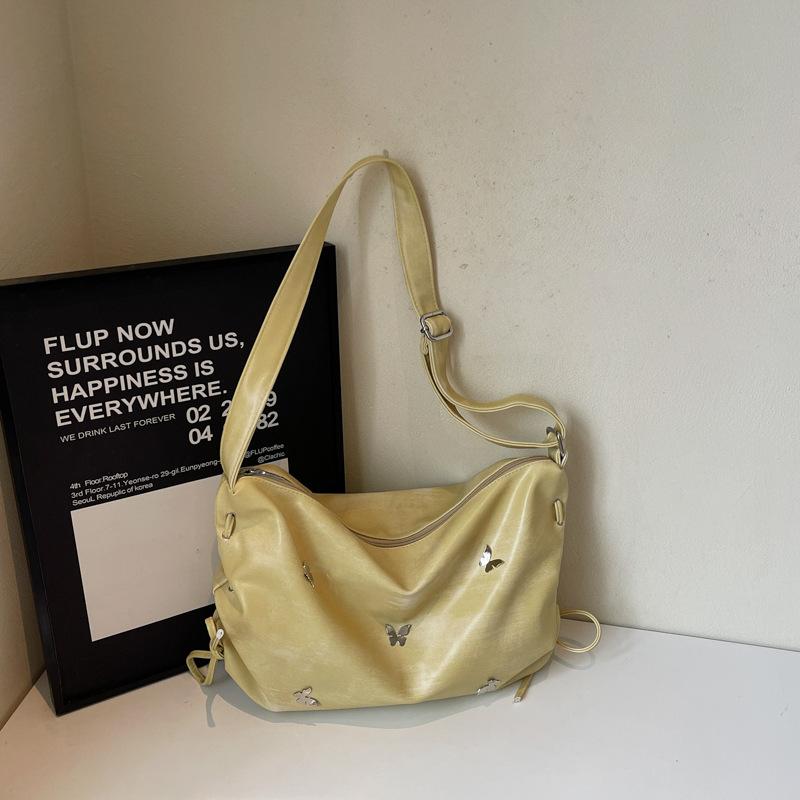 Casual commuting large-capacity bag women's new fashionable versatile shoulder messenger bag class tote bag