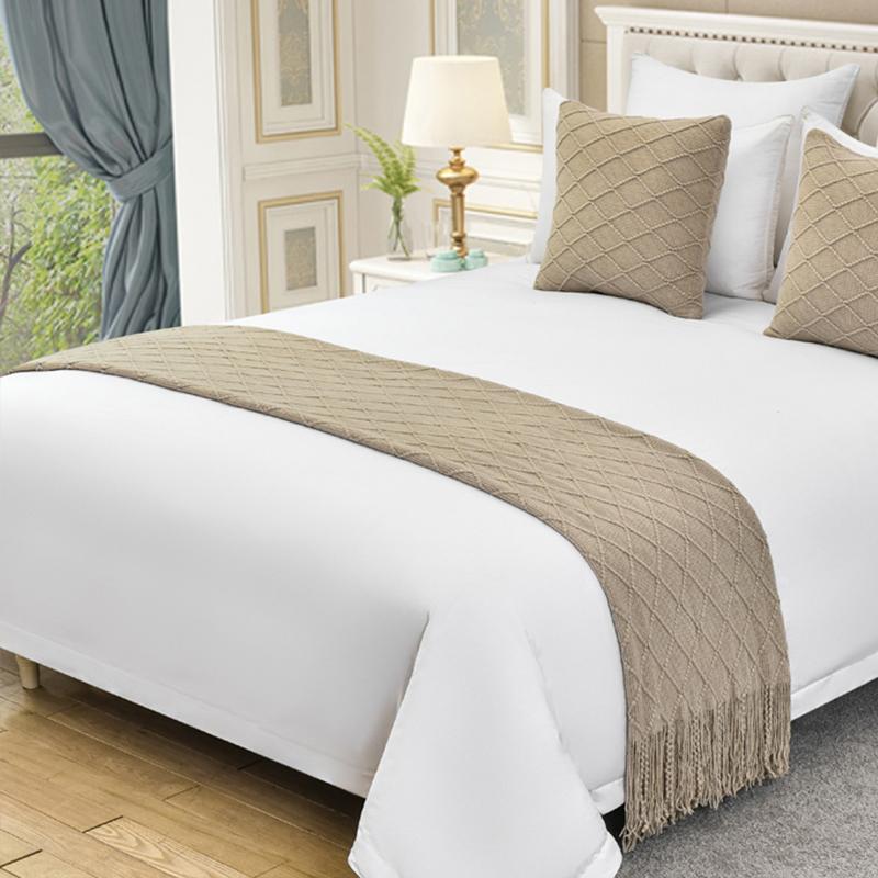 European Style Bed Runner Knitting Tassel