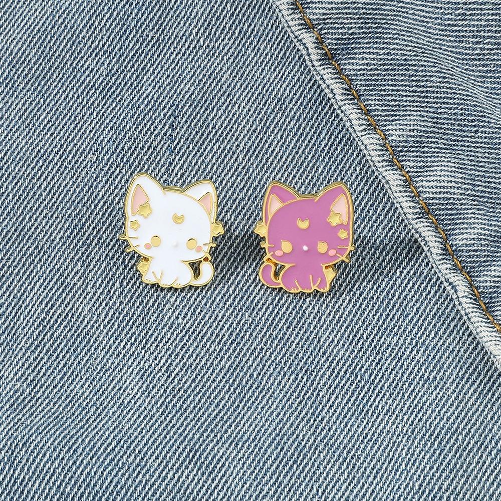 Cartoon Adorable Moon Kitty Pin Cute Alloy Brooch For Bags And Accessories