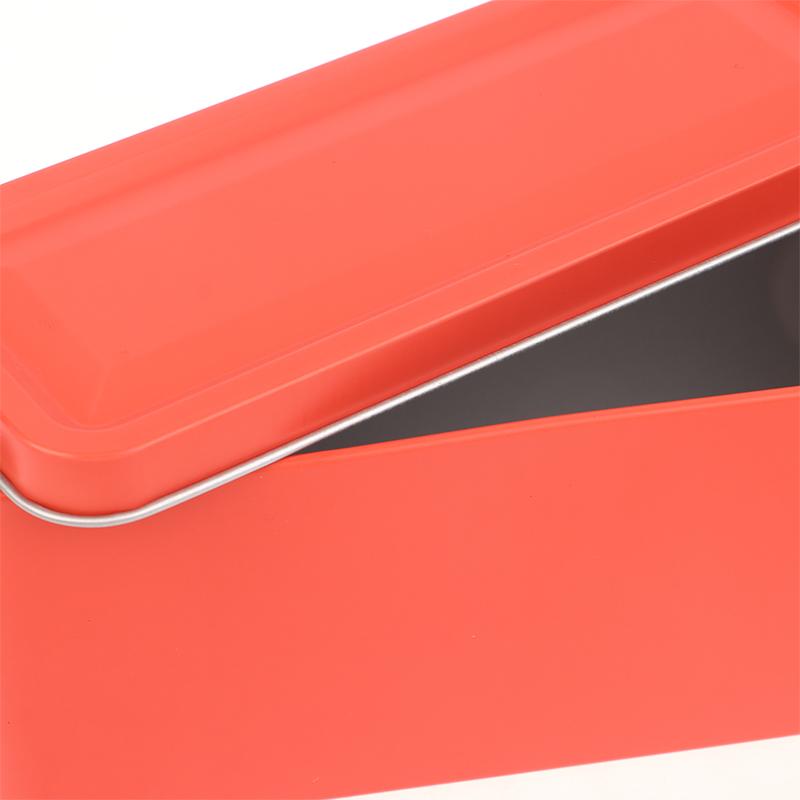 Old-Fashioned Rectangular Tinplate Box With Lid High Quality Metal Storage Box Cake Packaging Box Durable With Buckle Candy Box