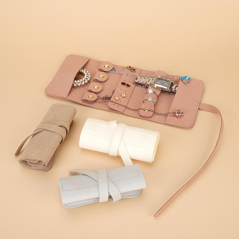 Women's Portable Travel Jewelry Roll Bag for Stud Earrings and Accessories