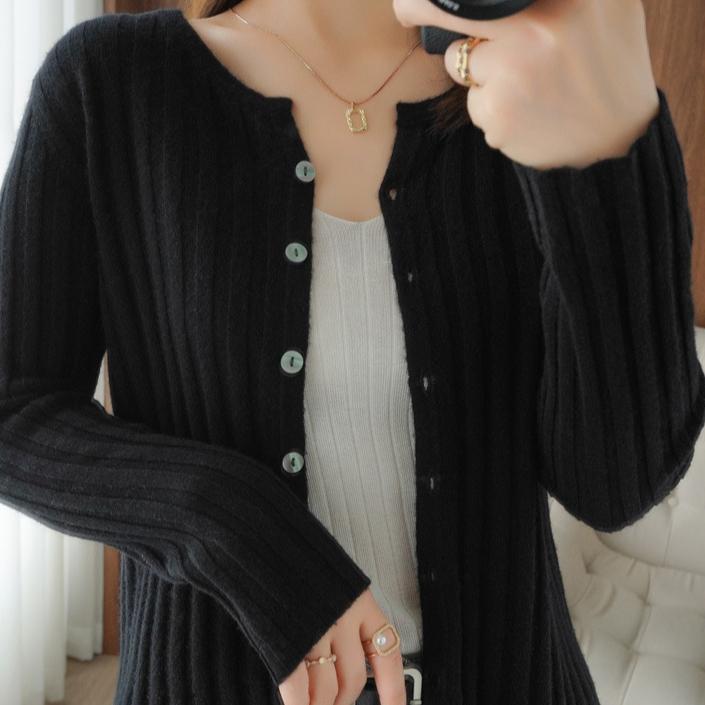Solid Color Knitted Cardigan Women's Round Neck Casual Minimalist Style Sweater Cardigan Long Sleeved Autumn and Winter Short Cut Thin Knitted Jacket