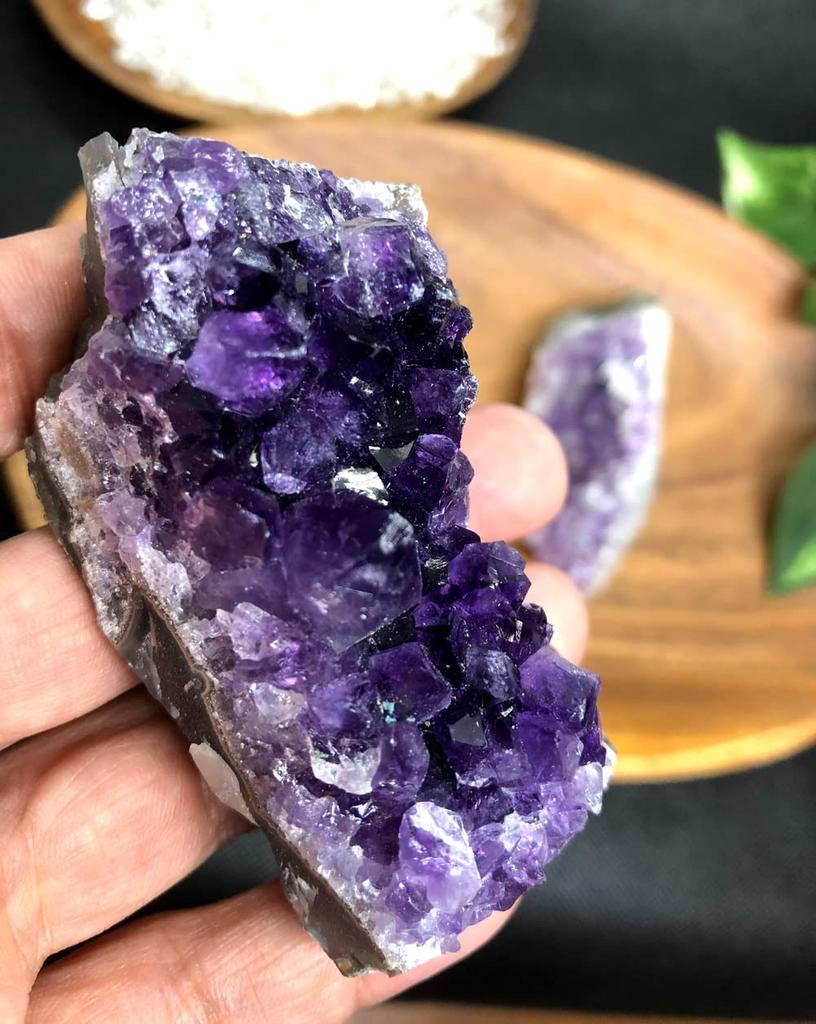 RELIGHT Amethyst Quartz Crystal Natural Stone Pebbles Power Stone for Purification Set Ornament Lucky Charm Cluster 3-Piece 101g-150g…