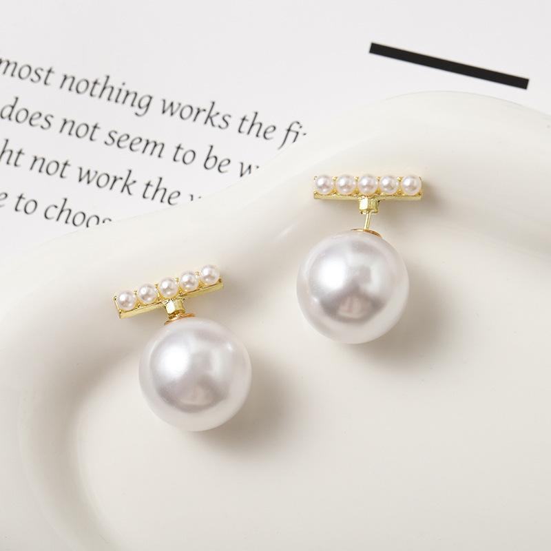 

New Earrings Accessories High End Pearl Wine Red Women s French Retro Niche Socialite Earring Set