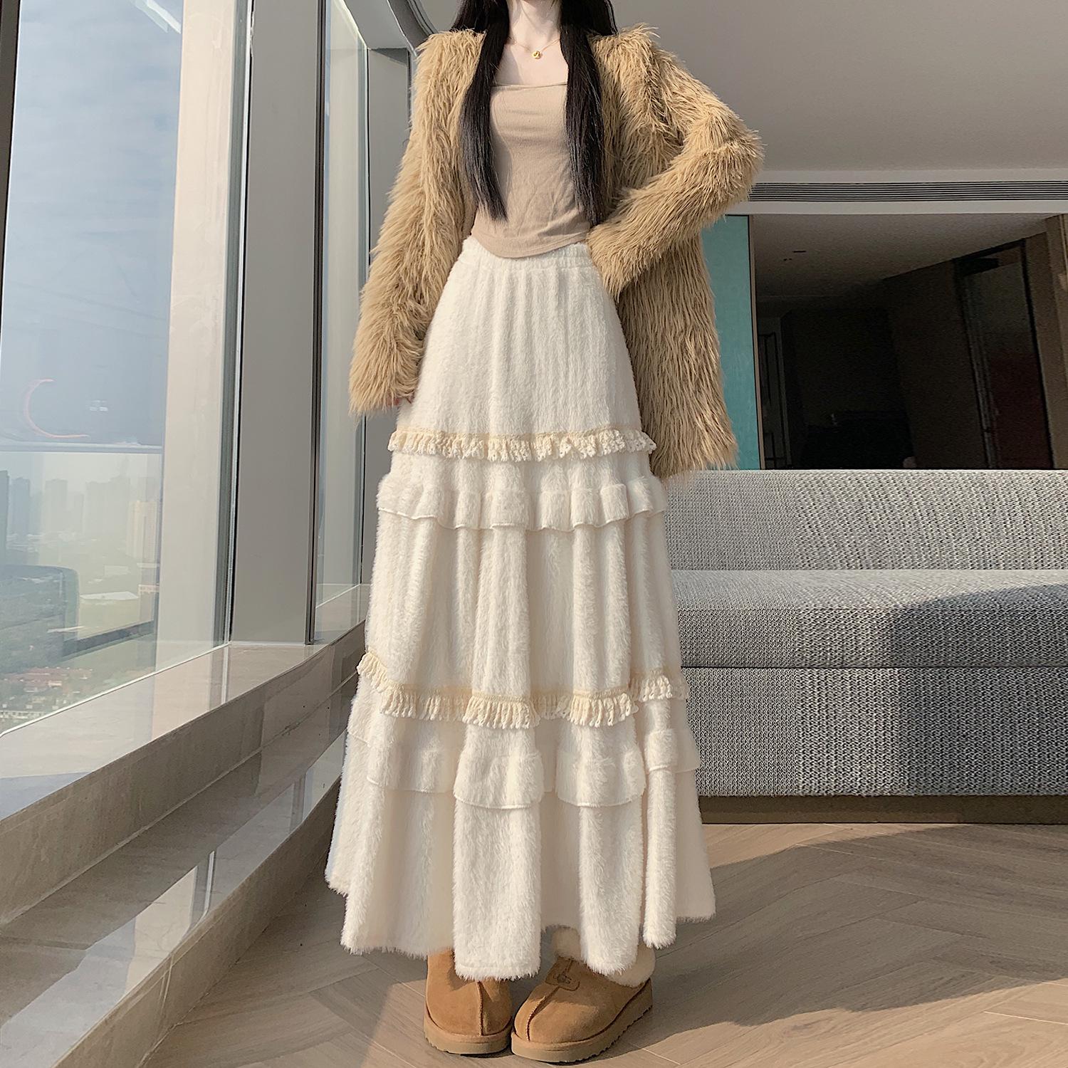 Women s High Waist Lace-Trim Plush Skirt - Autumn/Winter Slimming Mid-Length Skirt L