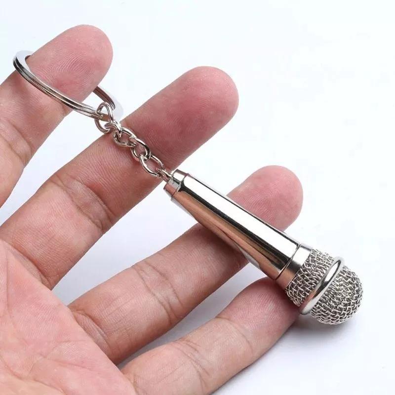 Portachiavi A Forma Di Microfono In Lega - Accessorio Moda Per Amanti Della Musica