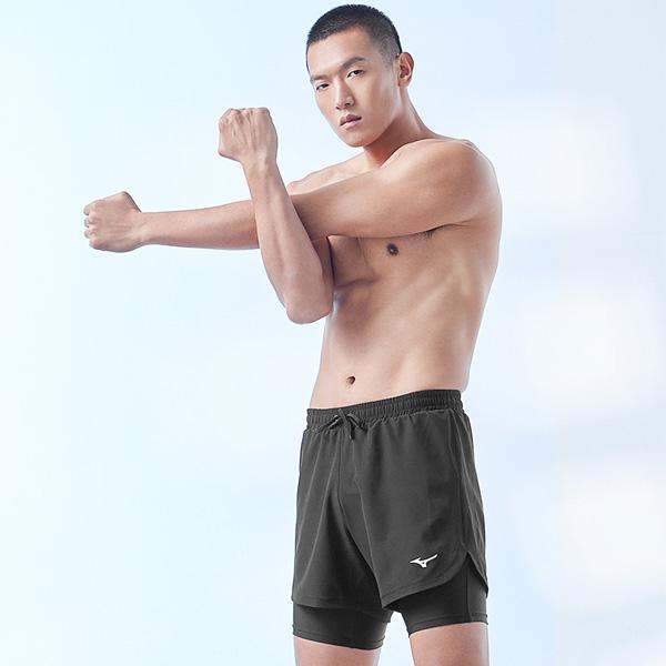 Mizuno Einfarbige Doppellagen-Badeshorts Herren Bademode Schwarz N2CB3122