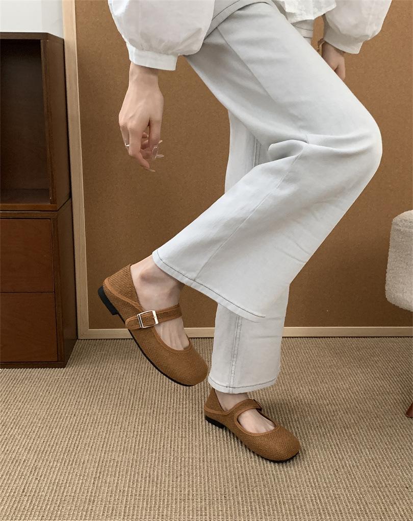 

2025 summer new single shoes women s French one-word buckle Mary Jane women s shoes gentle flat grandma shoes 39 светло-коричневого