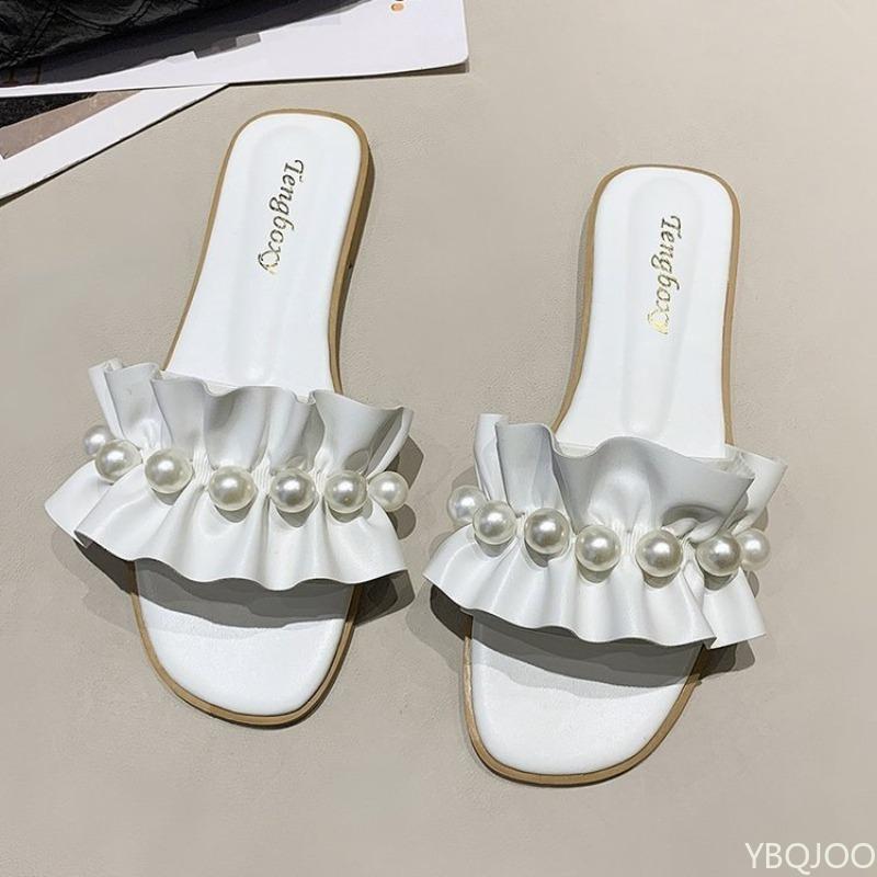 2026 new Women Fashionable versatile slippers Open Toe Wear-resistant Flats Summer Elegant minimalist Sandy Beach Sandals