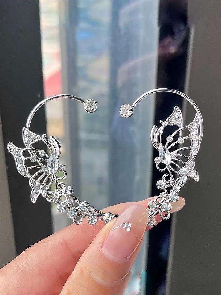 Luxury Inspired Butterfly Ear Cuff Earrings Fashion Retro Style Elegant Ear Climber Jewelry Lightweight Metal Design for Women and Girls