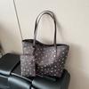 Niche design women's bags, new textured tote bags, large-capacity underarm bags, college students commuting shoulder bags