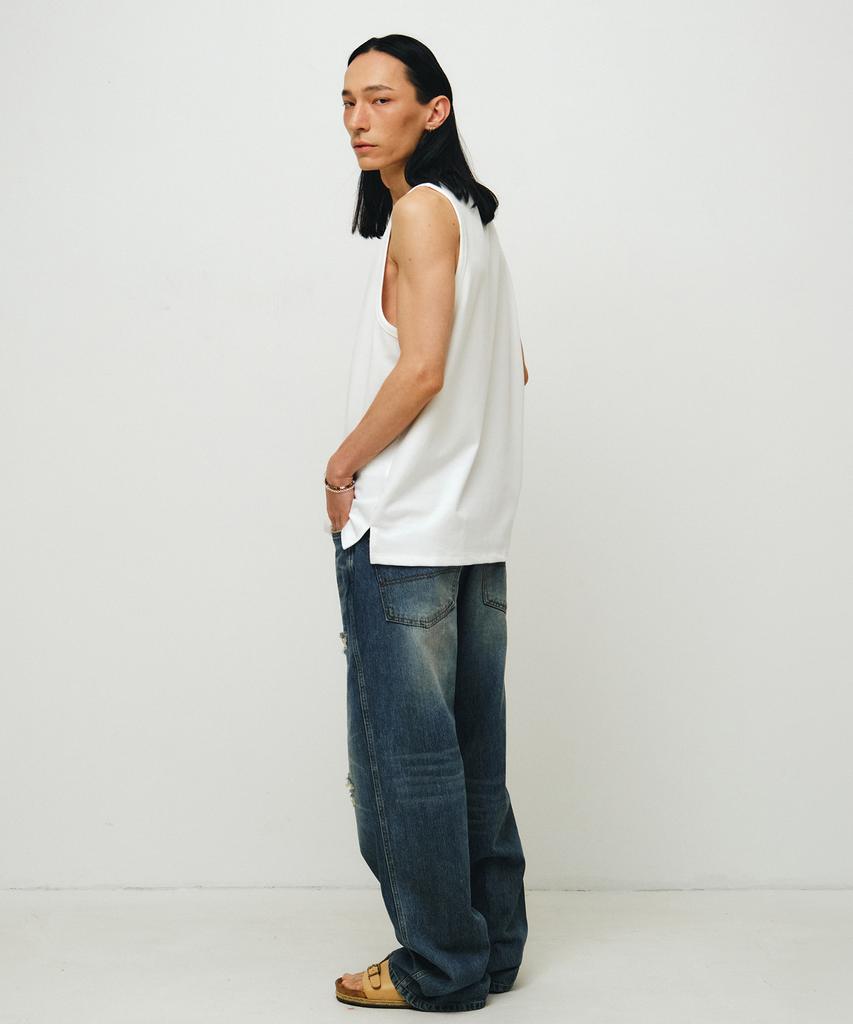 Endoor Struct Line Punching Sleeveless (White)