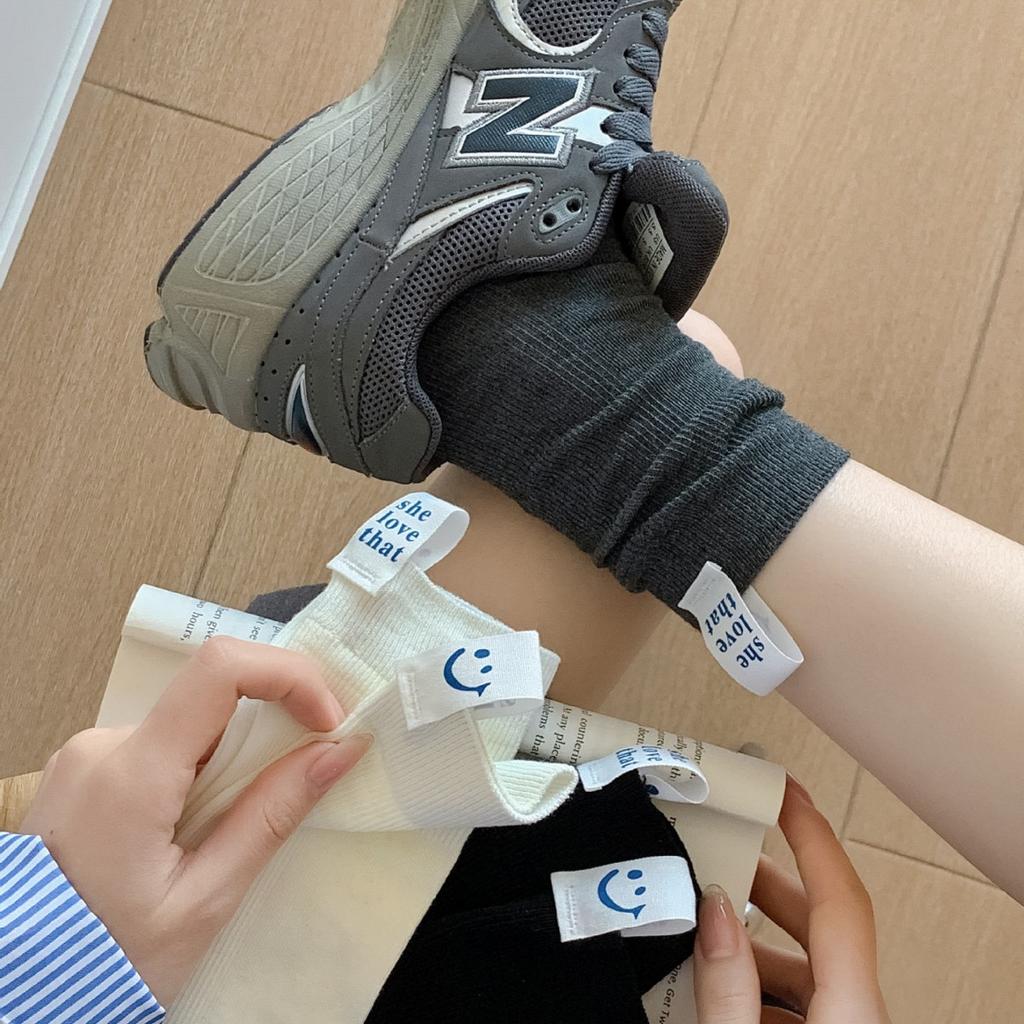 Heel Cloth Label Socks Women'S Tide Simple And Fashionable Smiley Face English Ab Socks Personalized Cotton Stacking Socks