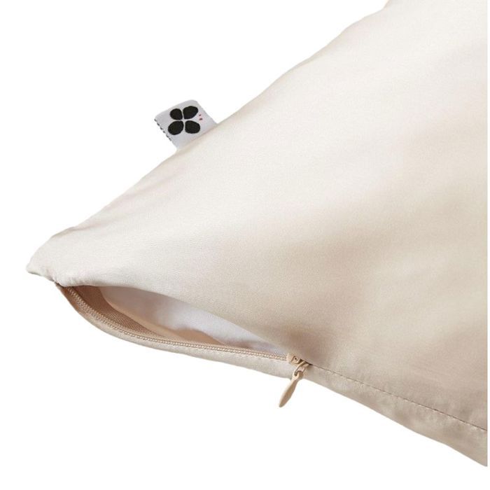 Pillowcase "Soanne" Mulberry Silk The Butterfly Effect - Soanne Pampa - Pillowcase 63 X 63 Cm