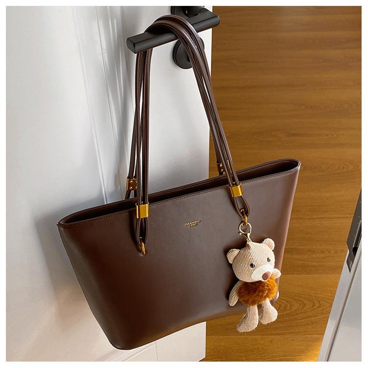 Retro Style Large Capacity Tote Bag Soft Faux Leather Shoulder Handbag with Zipper Closure for Daily Commute