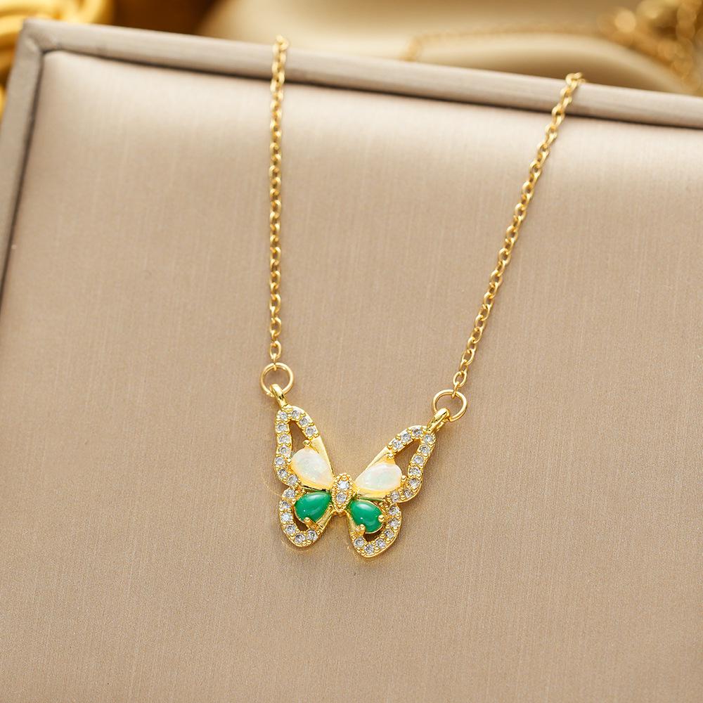 Titanium Steel Non-fading Necklace - European & American Style, Light Luxury, Versatile Korean Fashion, Perfect for Women and Girlfriend Gifts.