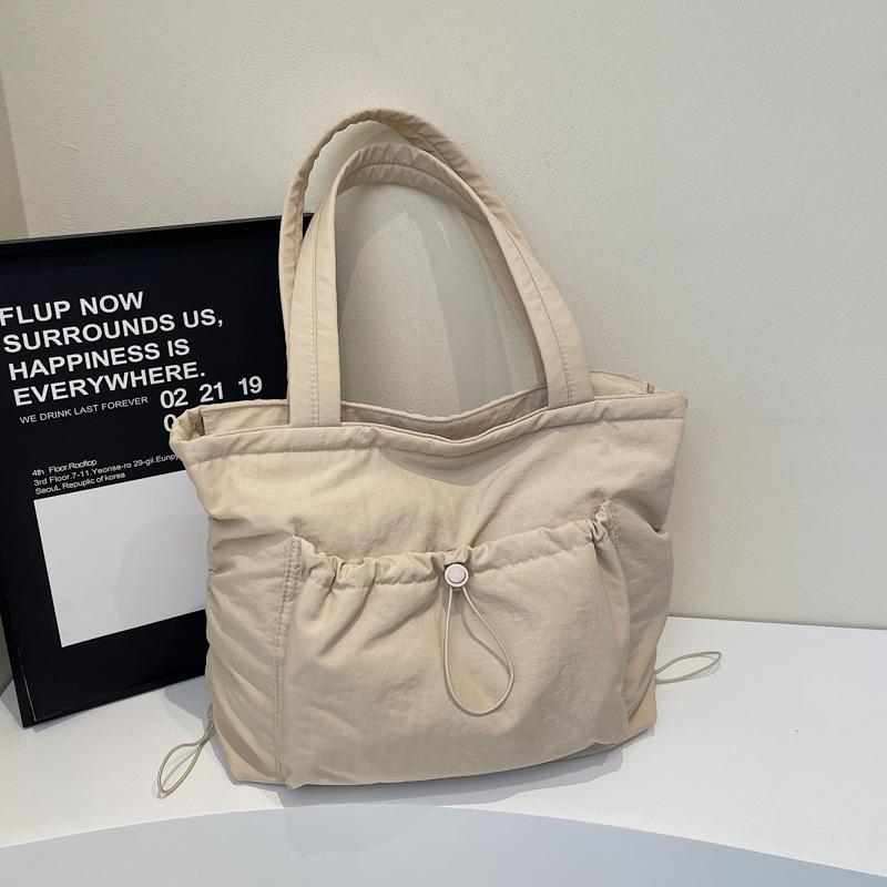 Large Capacity Tote Bag Women's 2025 New Trendy Casual Lightweight Commuter Bag Shoulder Pleated Drawstring Laptop Bag