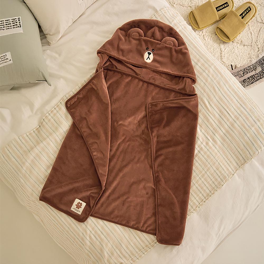 

LINE FRIENDS Hug Brown Season 4 Hooded Blanket