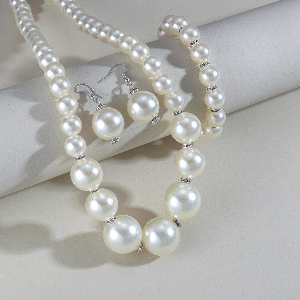 Hot Sale Bridal Jewelry Set Stylish Simple Handmade Imitation Pearl Beaded Necklace Bracelet Stud Earrings Women