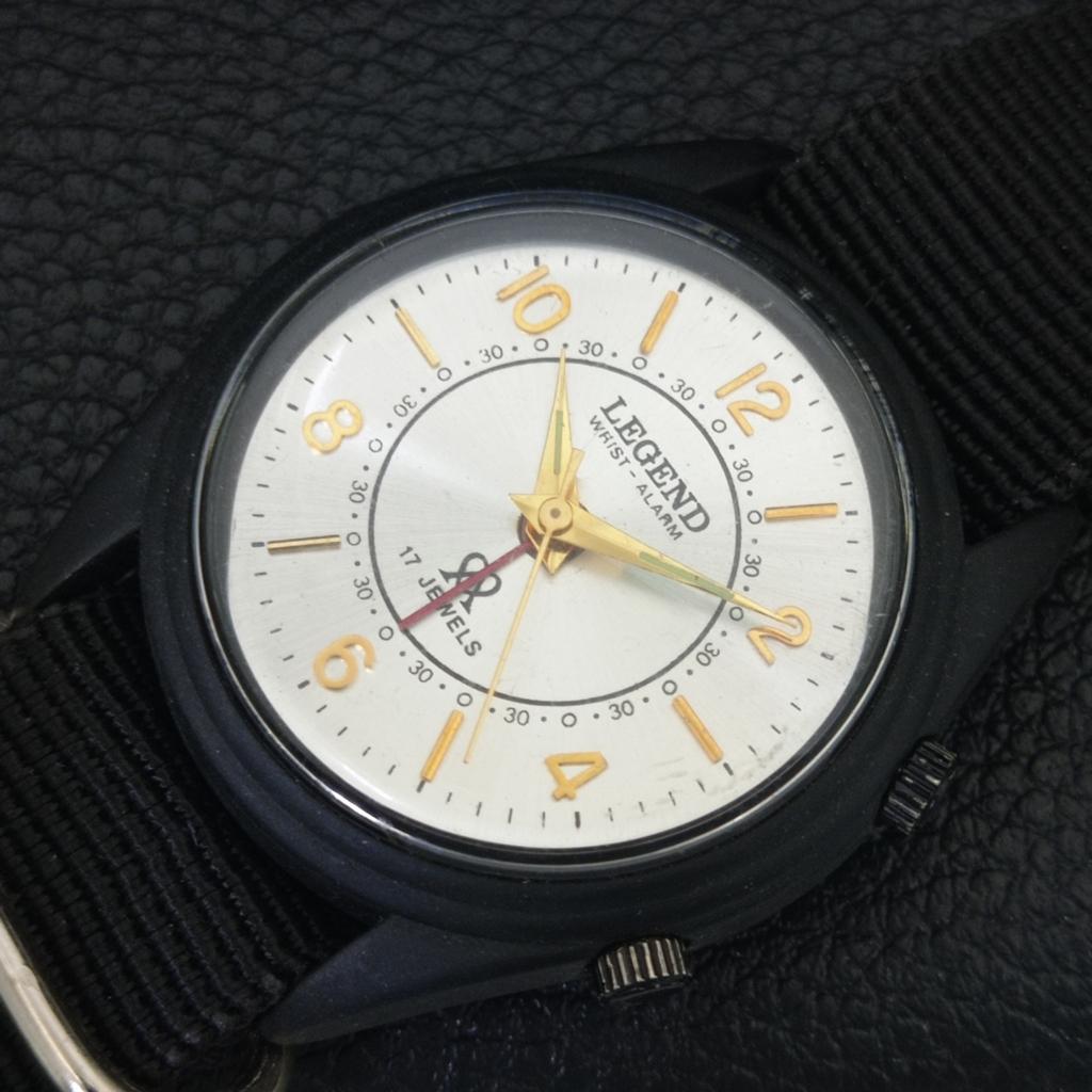 HANDAUFZUG VINTAGE LEGENDE SCHWEIZER HERREN ÜBERHOLTE WEckerUHR a707538-1