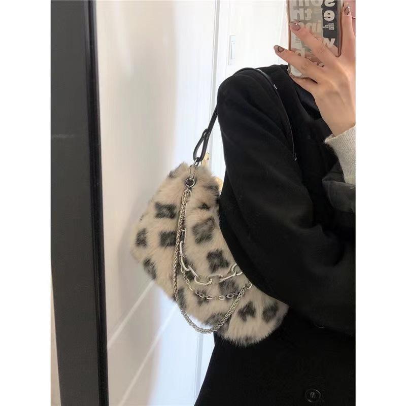Autumn and Winter Leopard Print Fur Chain Bag Versatile Fluffy Bag Soft One-shoulder Plaid Crossbody Bag