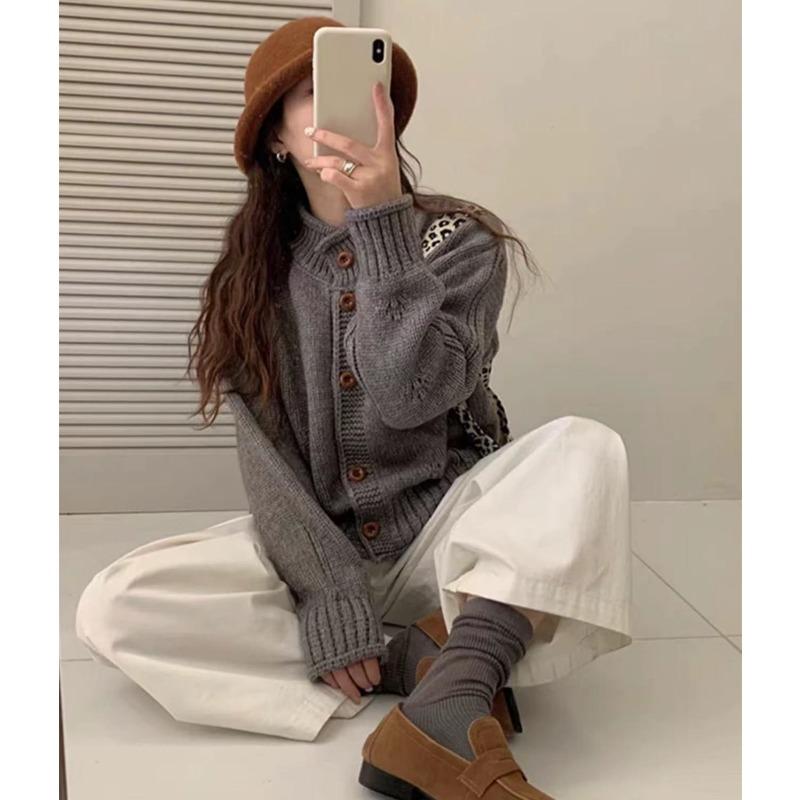 

Новый ретро полый кардиган-свитер женский однотонный плиссированный дизайн простое вязаное кардиган-жакет женский One size серый