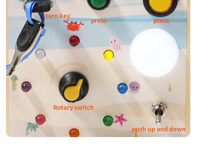 Children's Wooden Steering Wheel Puzzle - Montessori-Inspired Educational Busy Board for Simulated Driving and Intellectual Development