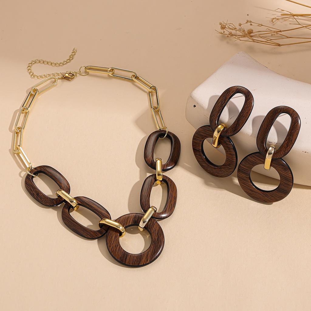 Acrylic oval round chain sweater chain personality unique sense temperament necklace
