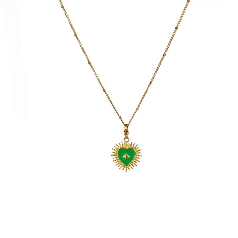 European-American Retro Heart Pendant Titanium Necklace
