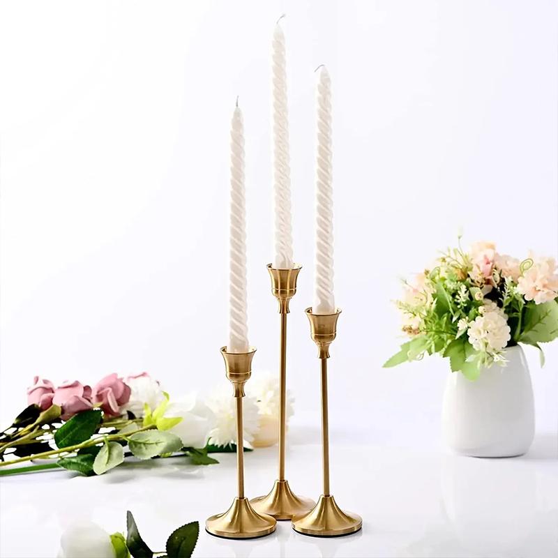For Wedding Anniversary Home and Hotel Decoration Vintage Elegant Metal and Aluminum Set of 3 Tabletop Candle Holders Suitable