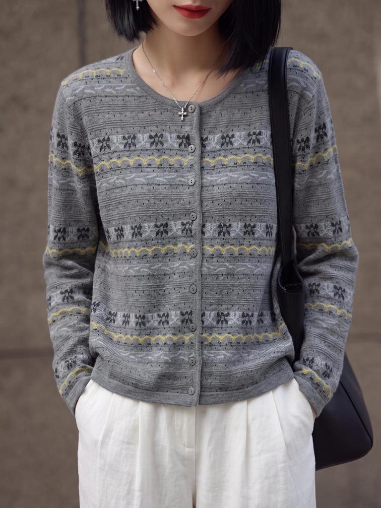 Niche Design Fine Wool Jacquard Cardigan - Elegant Autumn/Winter Style with Exquisite Craftsmanship