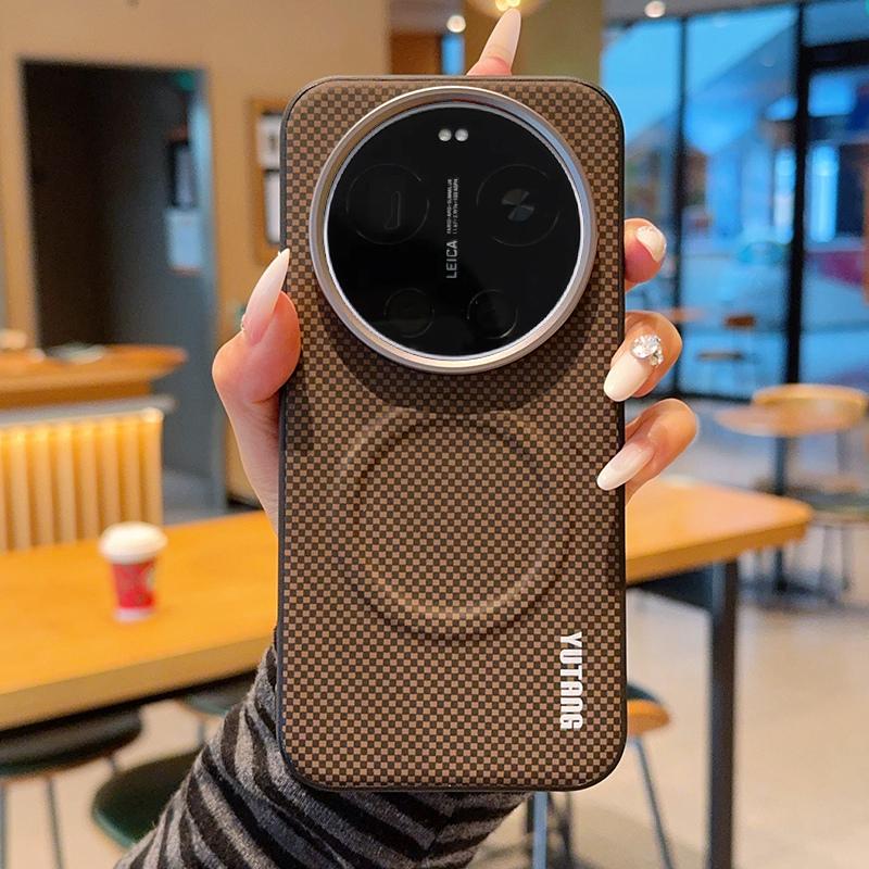 

Для Xiaomi 17 Ultra Чохол Магнітний Текстура Вуглецевого Волокна Шкіра ПУ Захисна Задня Панель Металева Захист Камери Кнопки М яке Покриття PU Leather&Xiaomi 17 Ultra