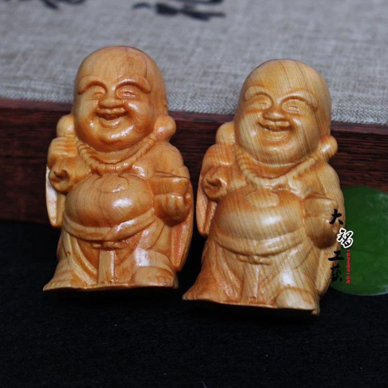 Taihang Cliff Cypress Carved Keychain Ornament Approximately 4-6 cm