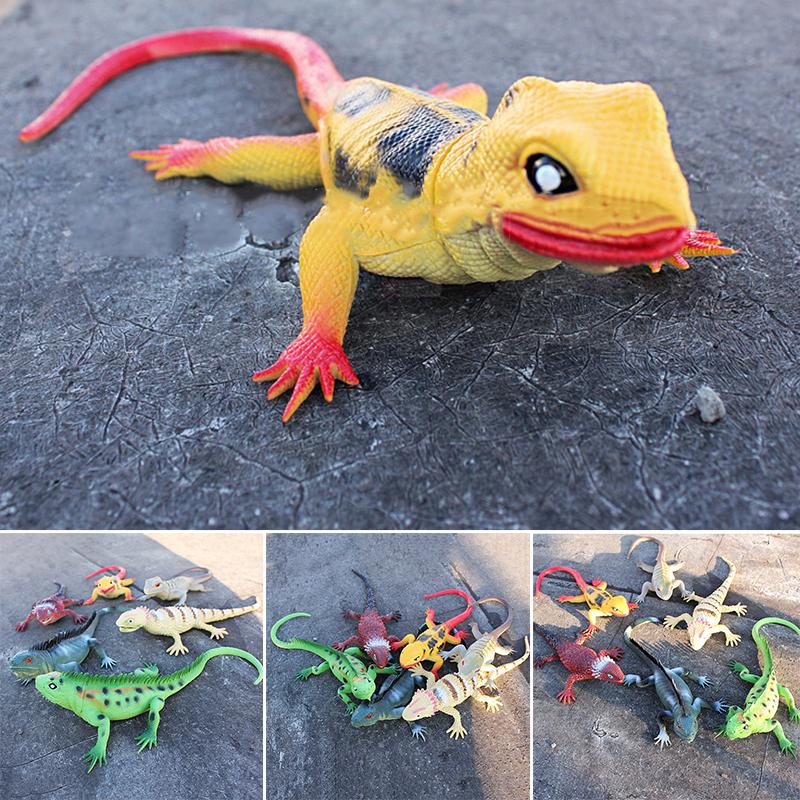 soft rubber lizard toy