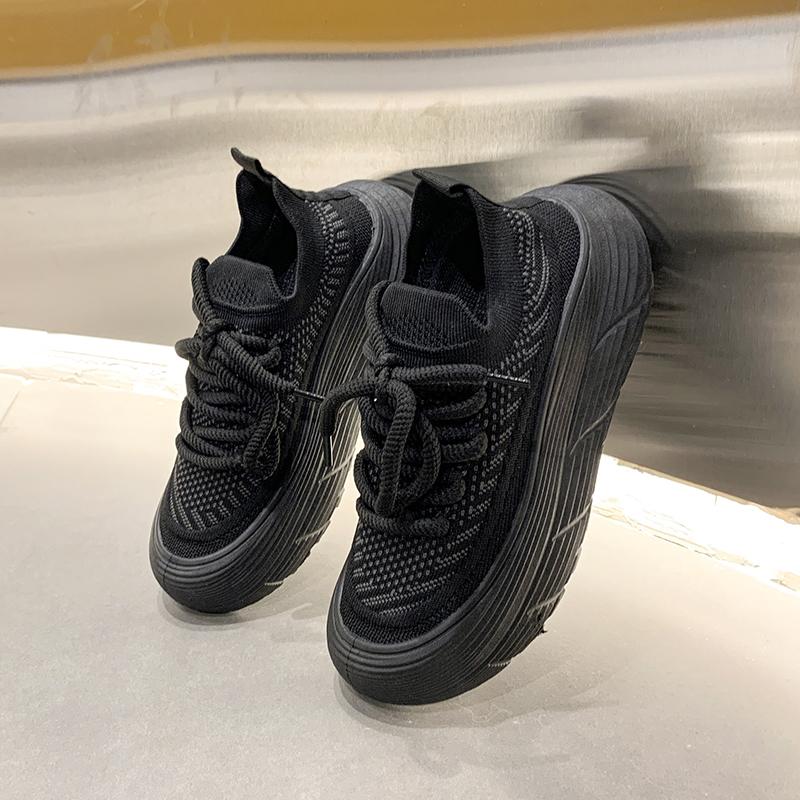 Breathable Women Soft-soled Casual Shoes Lightweight Female Mesh Shoes Fashion Tennis Outdoor Soft Lace Up Women's Sneakers D87