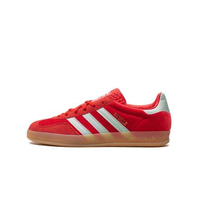 Gazelle Indoor Better Scarlet Hazy Green