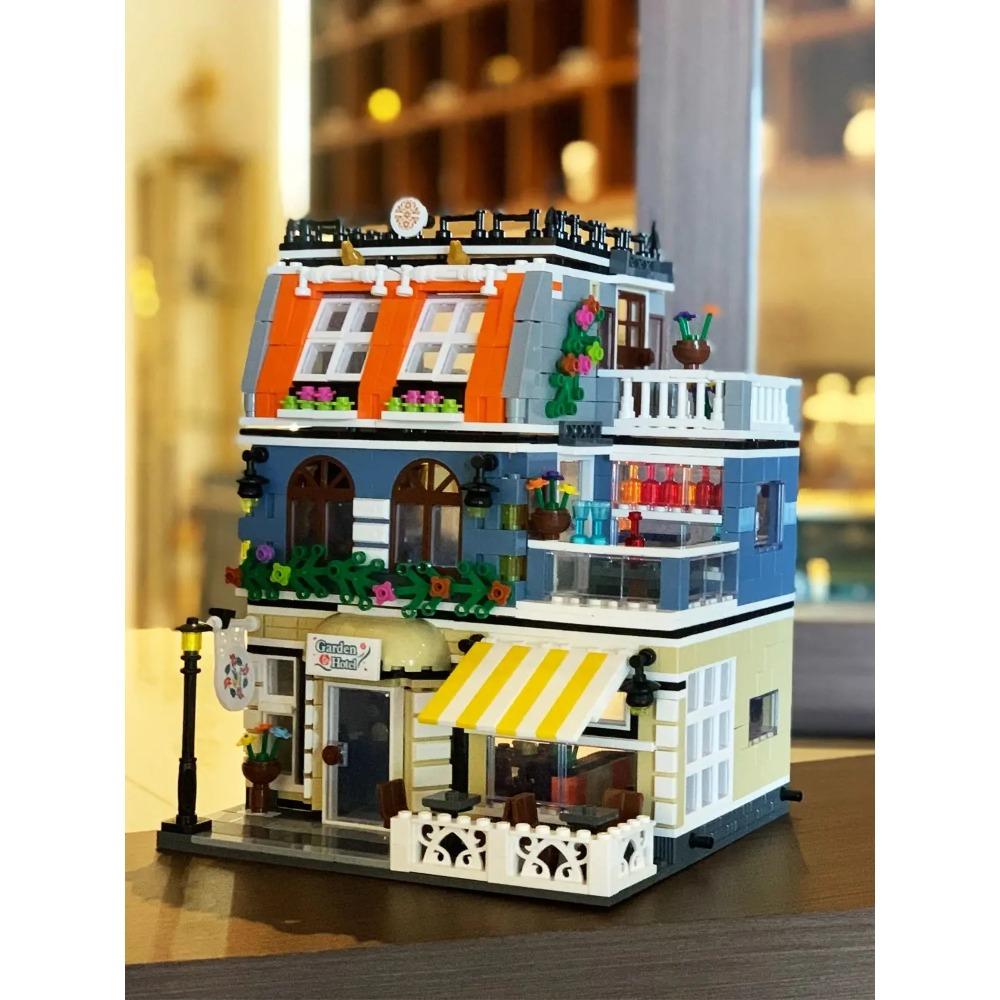 Garden Hotel Themed Building Blocks Set with Light City Street View Model Bricks Creative DIY Kit Ideal Kids Birthday Gift Toy