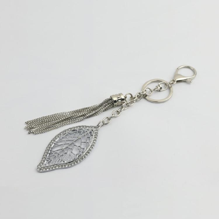 Sophisticated Sturdy Alloy Leaf Pendant Keychain Accessory Portable for Enhancing Your Personalize Styles Casual Wear
