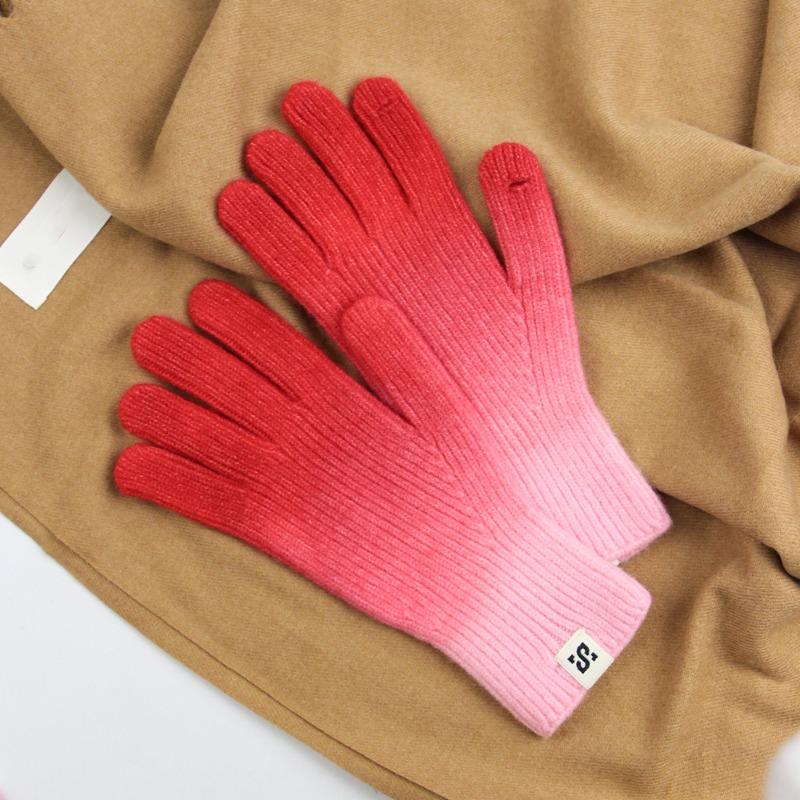 

Autumn and winter gradual change color warm knitted hat gloves fashion big head circumference ski sports cold hat tie-dye wool hat set