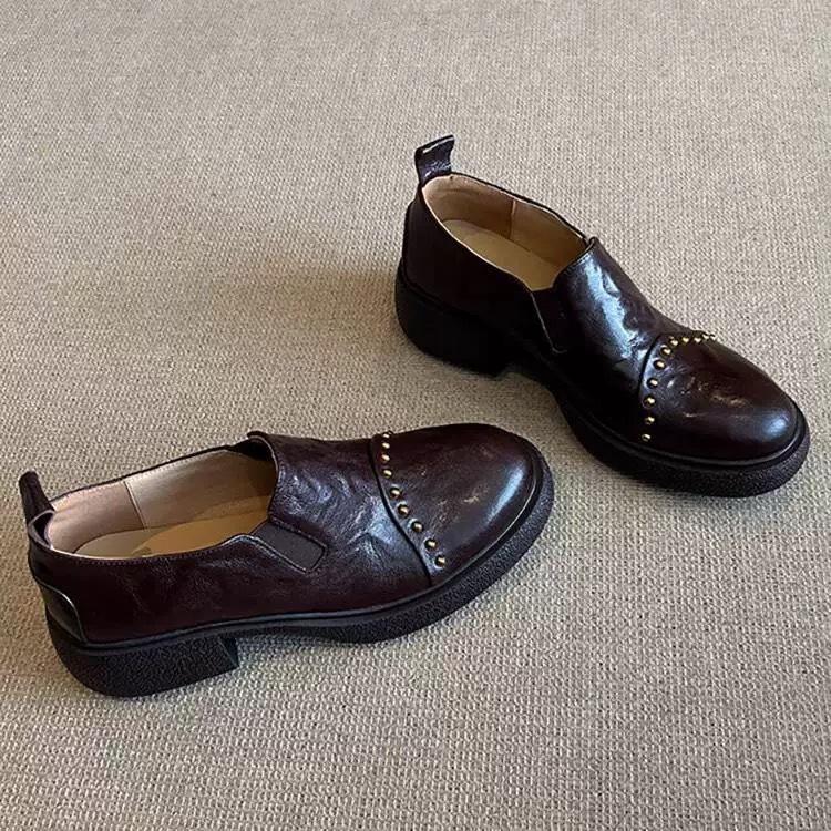 Retro Round Head Thick-soled Rivets Versatile Fashion One-pedal Deep-mouth Small Leather Shoes Women's 2025 New Mid-heeled Loafers