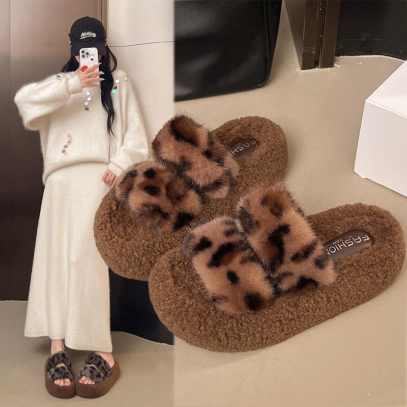 Thick-soled fluffy slippers wear new autumn and winter fashion trendy home plush cotton slippers women