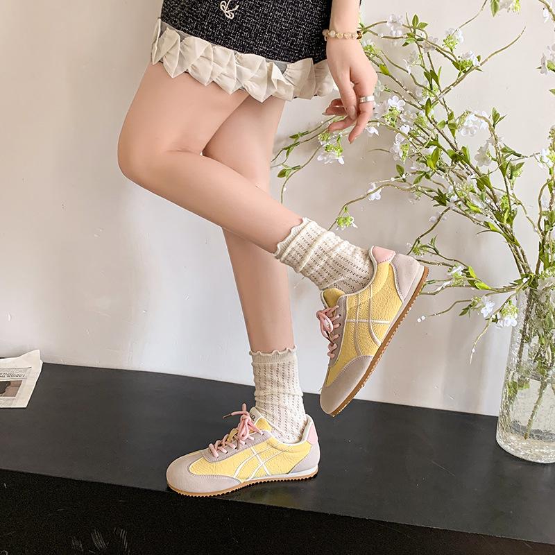 2025 new retro German training shoes women's shoes spring versatile flat-soled Forrest Gump shoes student white shoes casual board shoes