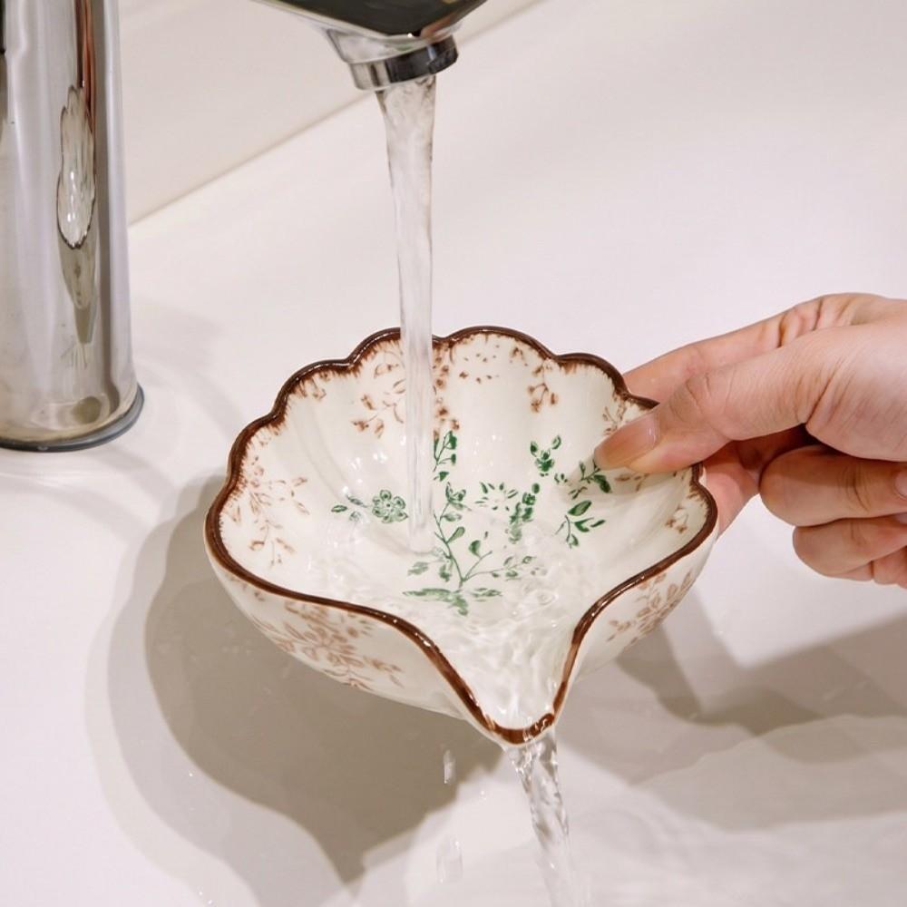 Easy Clean Vintage Ceramic Soap Box Waterproof Exquisite Soap Drainage Rack Non-Slip Decorative Soap Dish Hotel