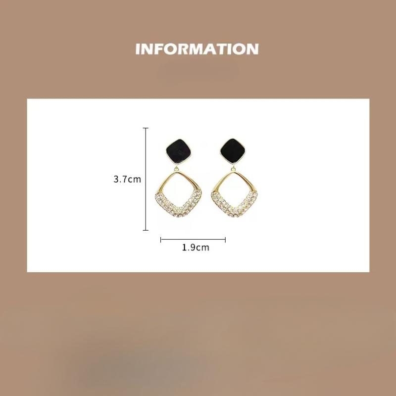 GemChic Women's Earrings Fashionable Ear Stud Needle Embed Zircon Square Exquisite Earrings Birthday Christmas Jewelry Gift