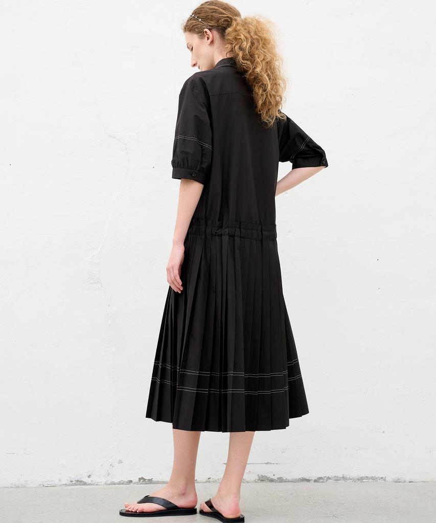 Mite Stitch Line Pleats Dress_Black