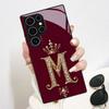 Goldene Krone Buchstabe M Muster Glas Handyhülle für Samsung galaxy S26 S25 S24 S23 S22 S21 S20 FE Ultra Plus 5G sturzsichere Rückabdeckung
