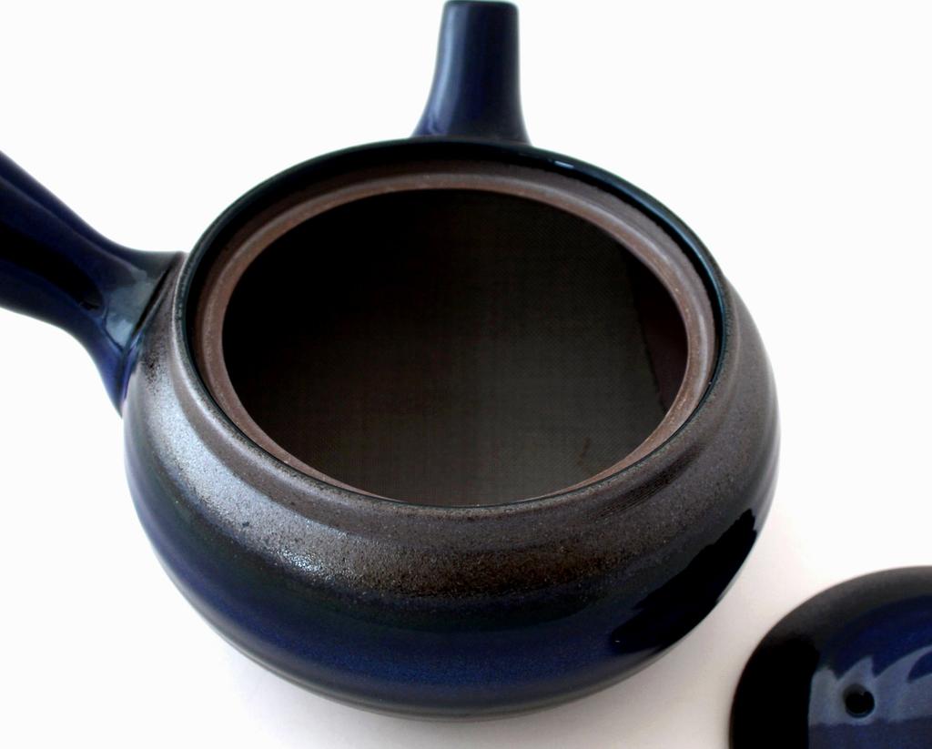 Banko ware flat teapot, size 2.0, with raw glaze, K22-26